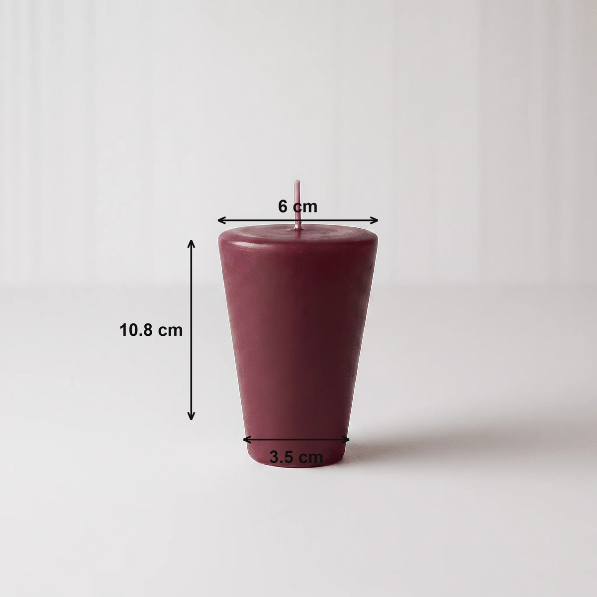 Cono grande Vino - medidas: base inferior 3.5 cm, base superior 6 cm, altura 10.8 cm